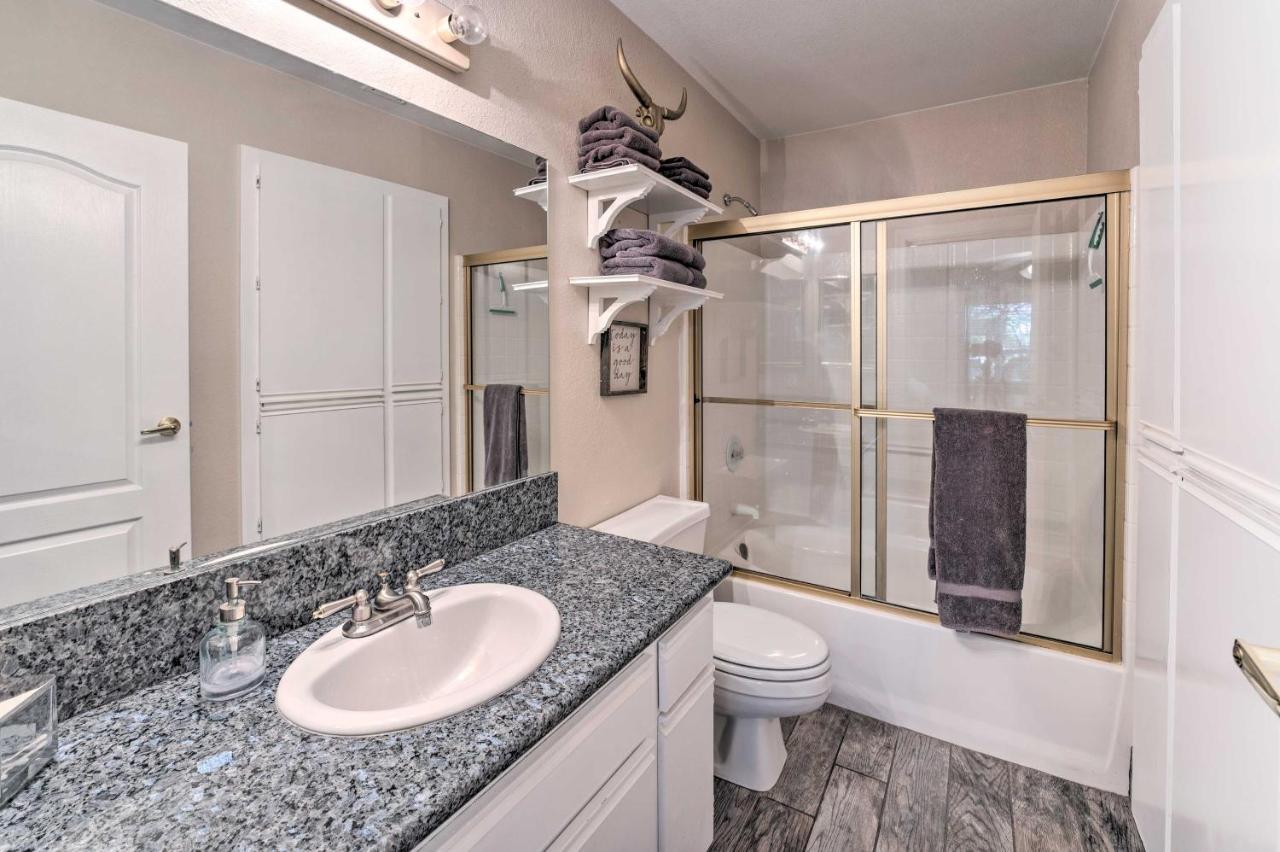 Lake Havasu Condo With Pool Access 1 Block To Beach Lake Havasu City Εξωτερικό φωτογραφία