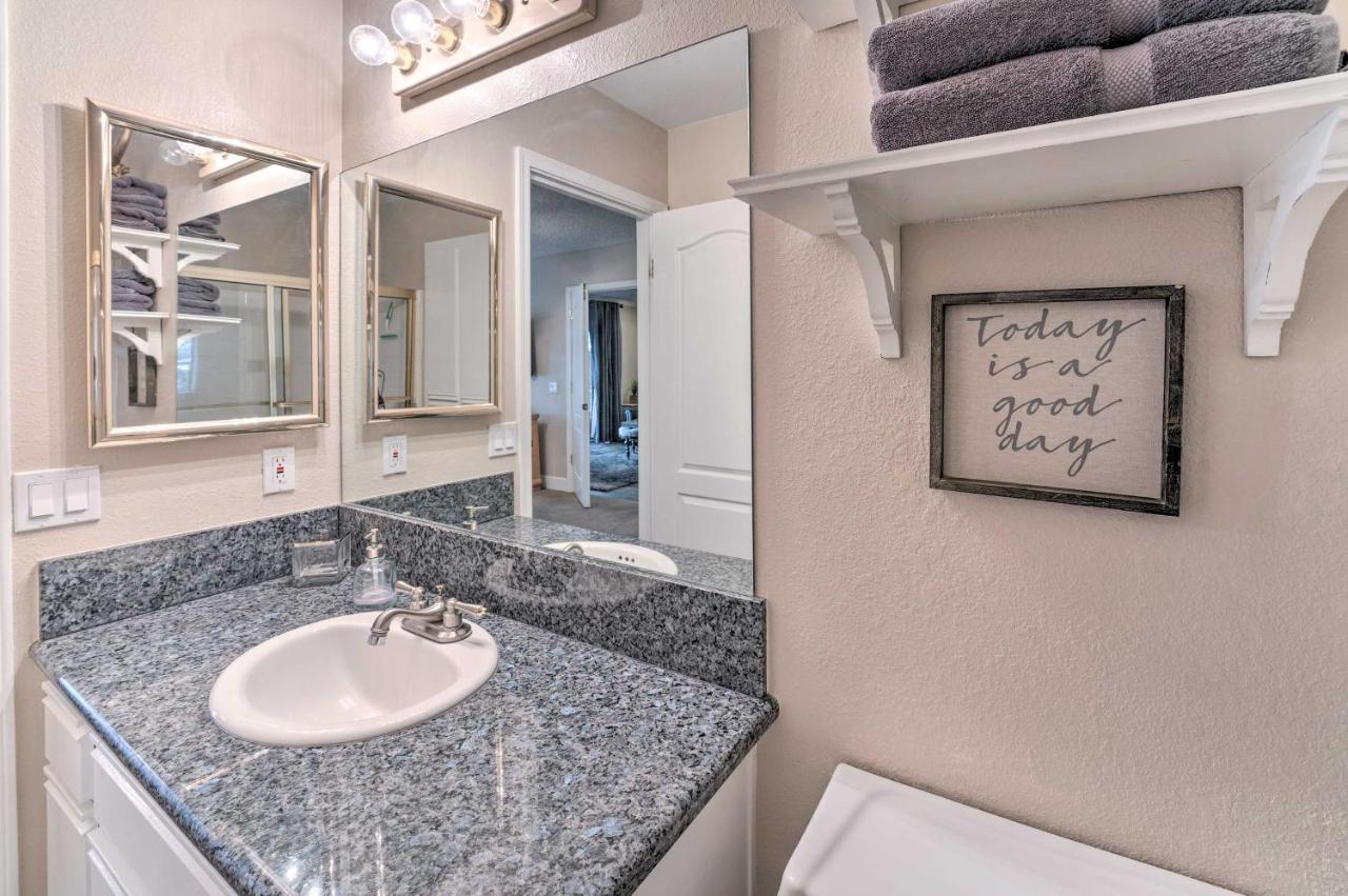 Lake Havasu Condo With Pool Access 1 Block To Beach Lake Havasu City Εξωτερικό φωτογραφία